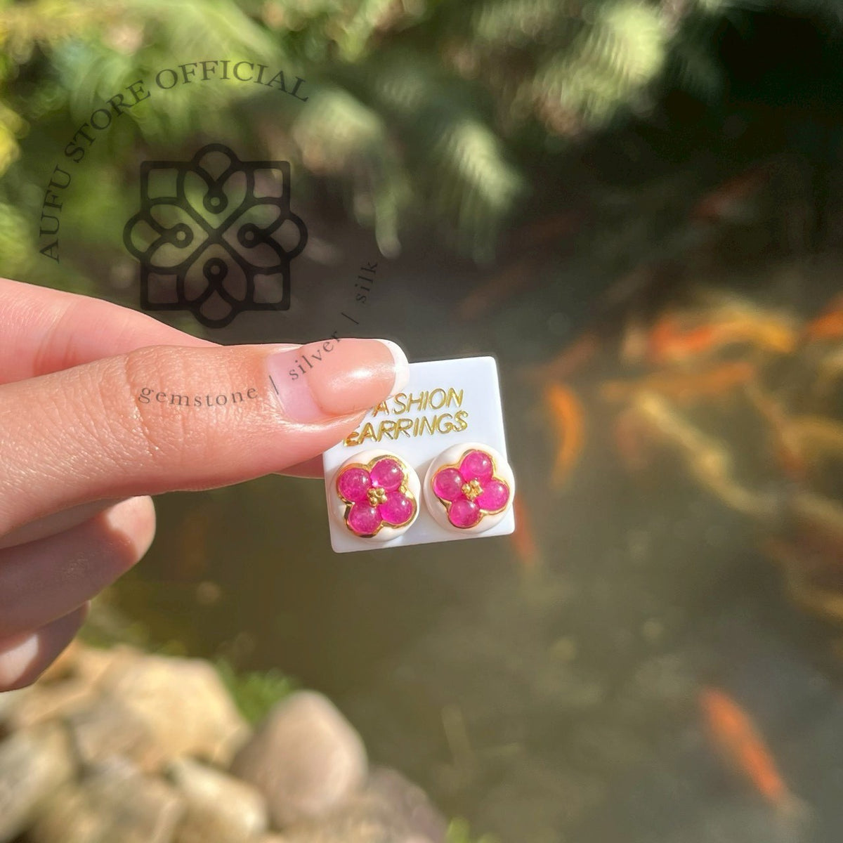 ต่างหูพลอยแท้สีชมพู ดีไซน์ดอกไม้ 4 กลีบ Genuine Pink Gemstone Floral Stud Earrings – Four-Petal Design