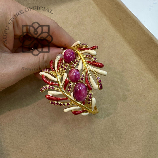 กำไลข้อมือทับทิมแท้ ดีไซน์กิ่งใบพฤกษาลวดลายวิจิตร Genuine Ruby Botanical Statement Bracelet – Floral Branch Design