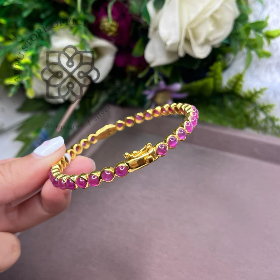 RUBINA ÉTERNELLE — Genuine Ruby Cabochon Line Bracelet รูบินา เอแตร์แนล สร้อยข้อมือทับทิมแท้เรียงรอบเส้น