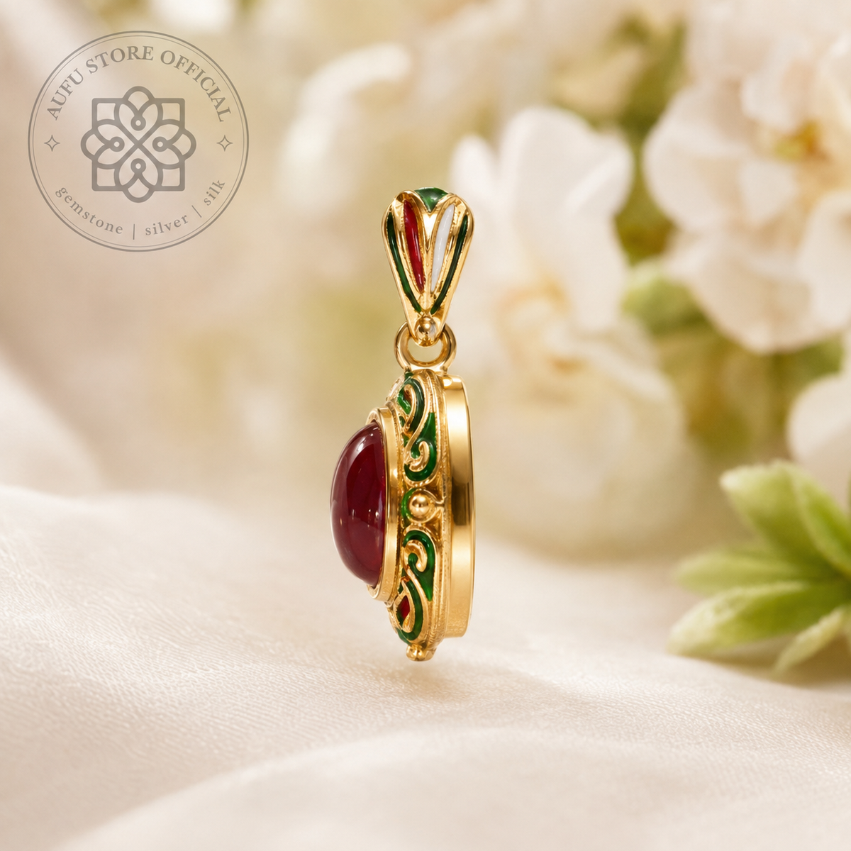 RUBINA VERDANT — Ruby Cabochon Heritage Pendant รูบินา เวอร์แดนท์ — จี้ทับทิมทรงรี ดีไซน์ Heritage Ornamental