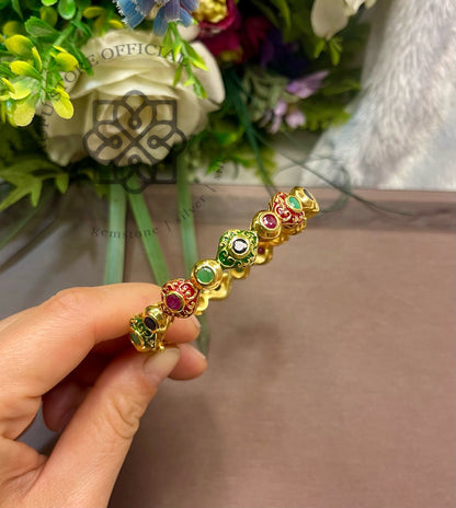 กำไลพลอยแท้หลากสี ดีไซน์ลวดลายวินเทจ Genuine Multi-Gemstone Vintage Ornamental Bracelet