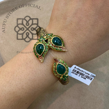กำไลพลอยแท้สีเขียวแบบเปิด ดีไซน์ใบไม้วินเทจ Genuine Green Gemstone Open Cuff Bracelet