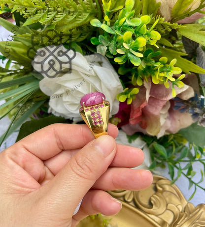 แหวนพลอยแท้สีชมพูทรงหลังเบี้ย ดีไซน์วินเทจ Genuine Pink Gemstone Cabochon Statement Ring
