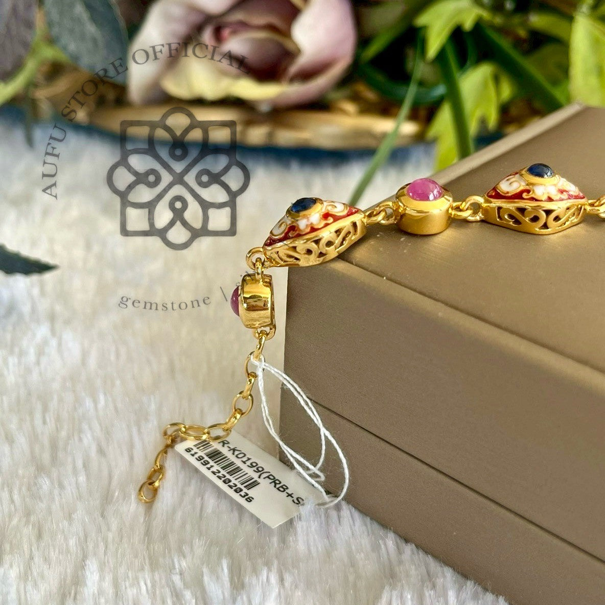 สร้อยข้อมือพลอยแท้หลากสี ดีไซน์ลวดลายวินเทจ Genuine Multi-Gemstone Link Bracelet – Vintage Ornamental Design