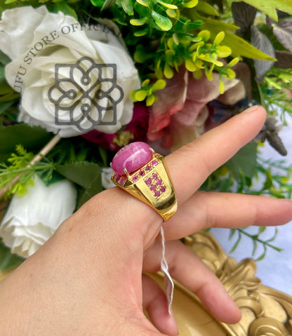 แหวนพลอยแท้สีชมพูทรงหลังเบี้ย ดีไซน์วินเทจ Genuine Pink Gemstone Cabochon Statement Ring