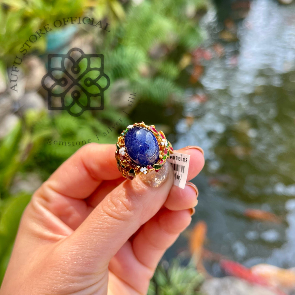 แหวนไพลินแท้ทรงหลังเบี้ย ดีไซน์พฤกษาวินเทจ Genuine Sapphire Cabochon Statement Ring – Botanical Vintage Design