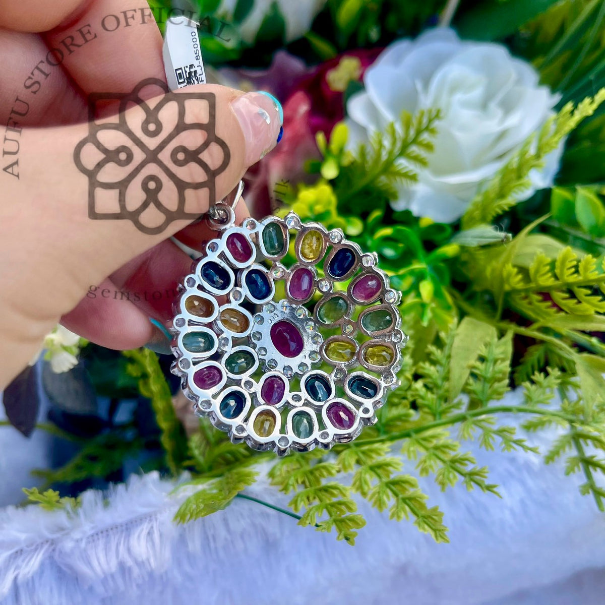 CELESTIAL MOSAIC — Multicolor Gemstone Cluster Statement Pendant จี้พลอยหลากสี ดีไซน์วงกลม Cluster Statement