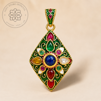 Nine-Gem Multicolor Pendant with Green Ornamental Design จี้นพเก้าพลอยหลากสี ดีไซน์ลายไทยประดับสีเขียว