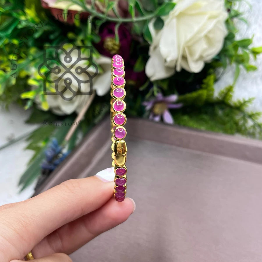 RUBINA ÉTERNELLE — Genuine Ruby Cabochon Line Bracelet รูบินา เอแตร์แนล สร้อยข้อมือทับทิมแท้เรียงรอบเส้น