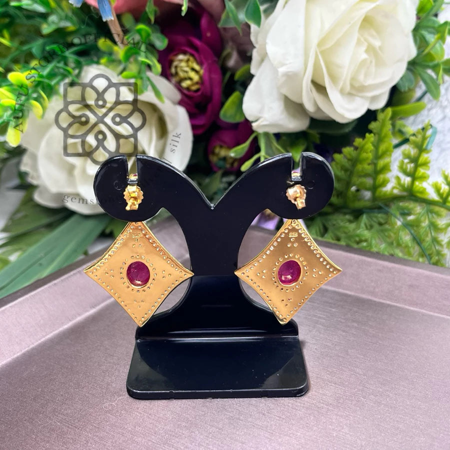 RATANA MANDALA — Red Gemstone Ornamental Diamond Drop Earrings รัตนมันดาลา ต่างหูพลอยสีแดงทรงข้าวหลามตัด