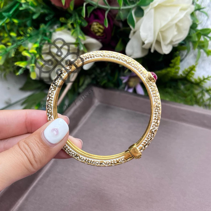 RUBINA ENAMELLE — Genuine Ruby Enamel Heritage Bangle Bracelet  รูบินา เอนาเมลล์ กำไลข้อมือทับทิมแท้ งานลงยา