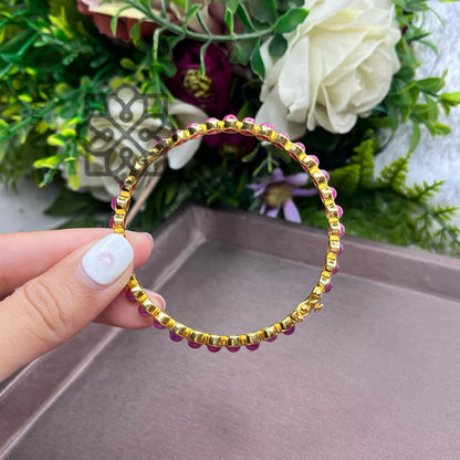 RUBINA ÉTERNELLE — Genuine Ruby Cabochon Line Bracelet รูบินา เอแตร์แนล สร้อยข้อมือทับทิมแท้เรียงรอบเส้น